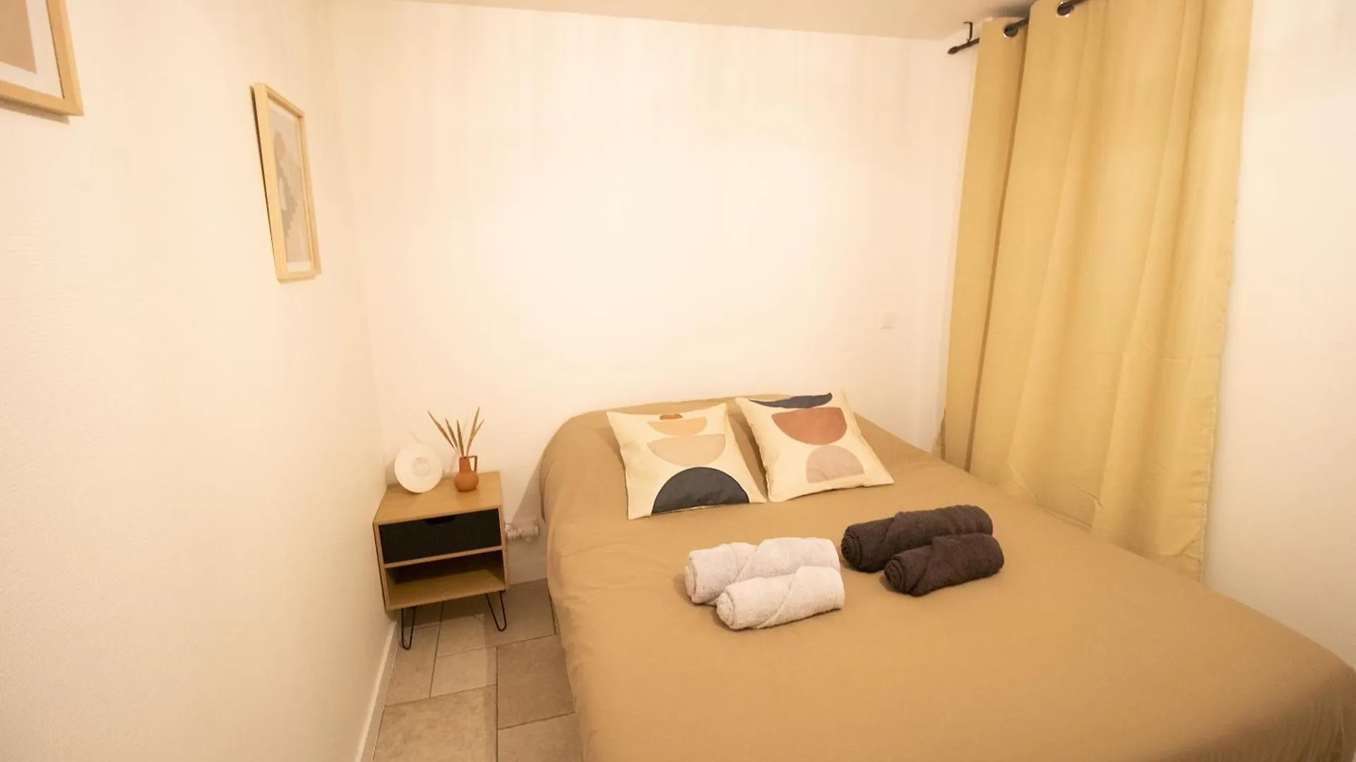 Le Terracotta Apartment Treffort  0*, Treffort (Ain) France